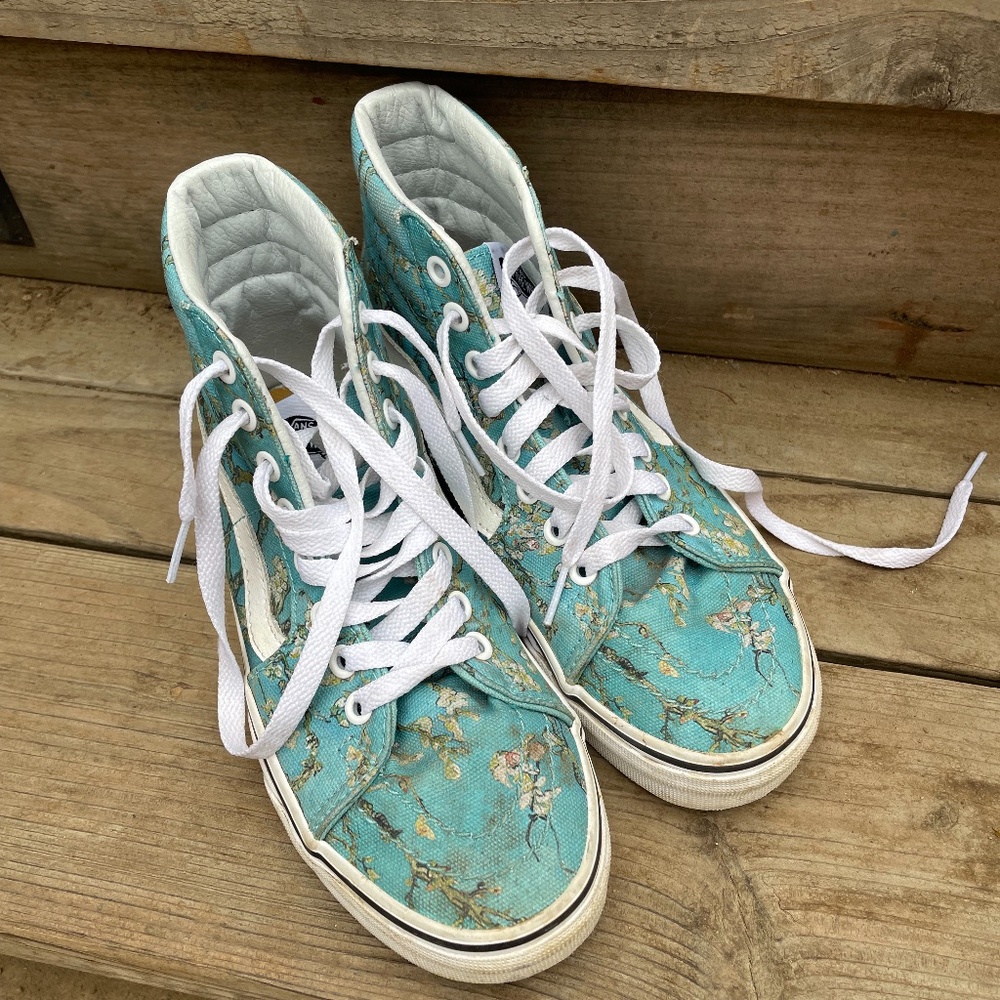 Van's Sk8-Hi light blue Japanese Cherry Blossom